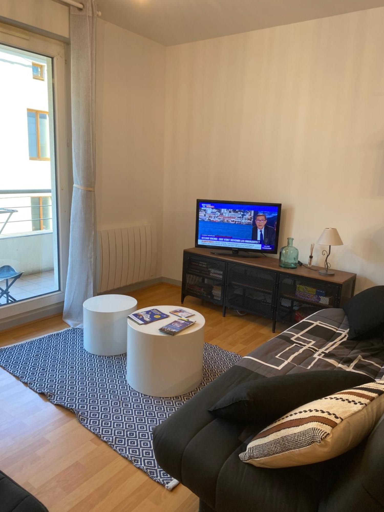Parking Prive Gratuit, Balcon, 2 Chambres Clermont-Ferrand Exterior foto