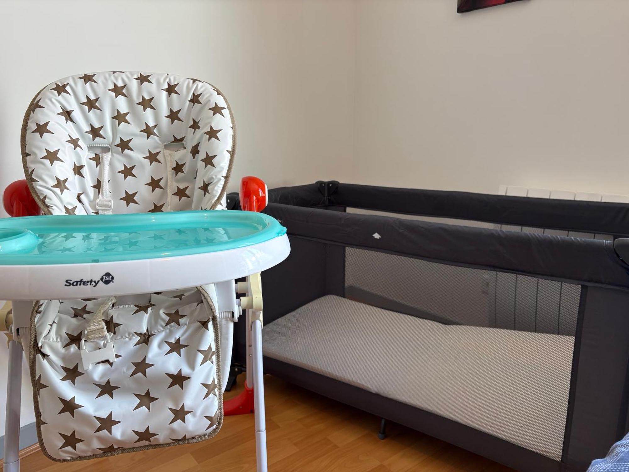 Parking Prive Gratuit, Balcon, 2 Chambres Clermont-Ferrand Exterior foto
